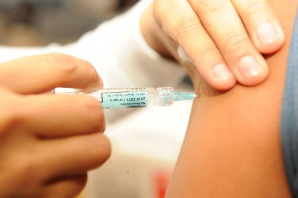 Trabalhadores serão vacinados para evitar epidemias durante a Copa de 2014