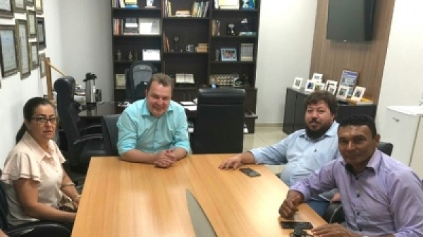 Câmara pede e deputado Max Russi libera R$ 100 mil para festividades de aniversario de São José do Xingu.
